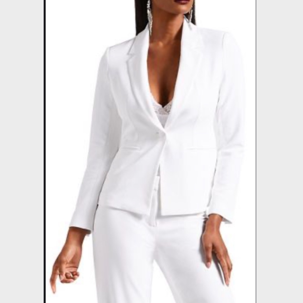 Single Button Chic Crepe Blazer